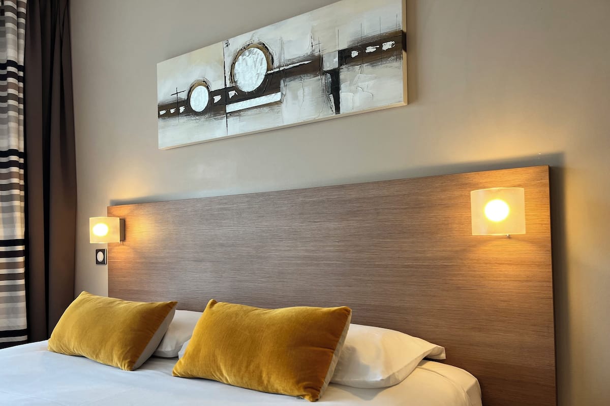 superior room, terrace | premium bedding, in-room safe, desk, blackout curtains