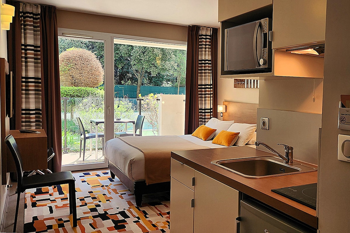 Superior Room With Terrace And Kitchen - 2 Adults