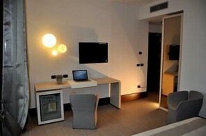 Classic Double Room | Room amenity