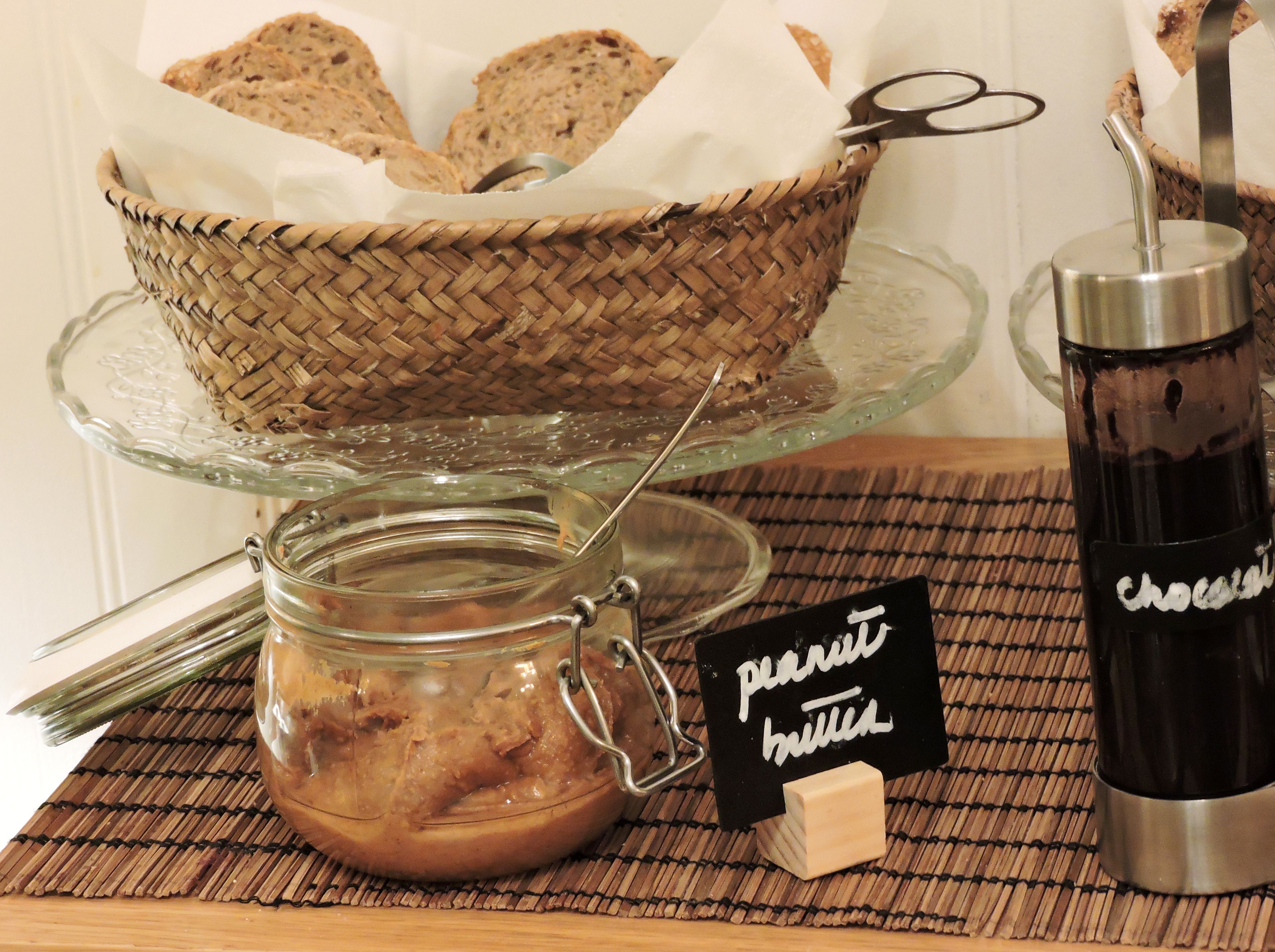 Daily cooked-to-order breakfast for a fee
