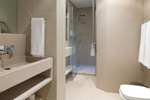 Bathroom - LSA Baixa Chiado by Numa (Lisbon)