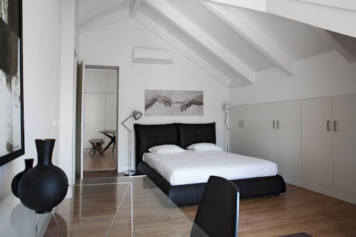 LSA Baixa Chiado by Numa