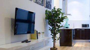 Standard Apartment, 1 Bedroom | Room amenity