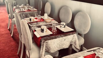Daily buffet breakfast (EUR 10.90 per person)