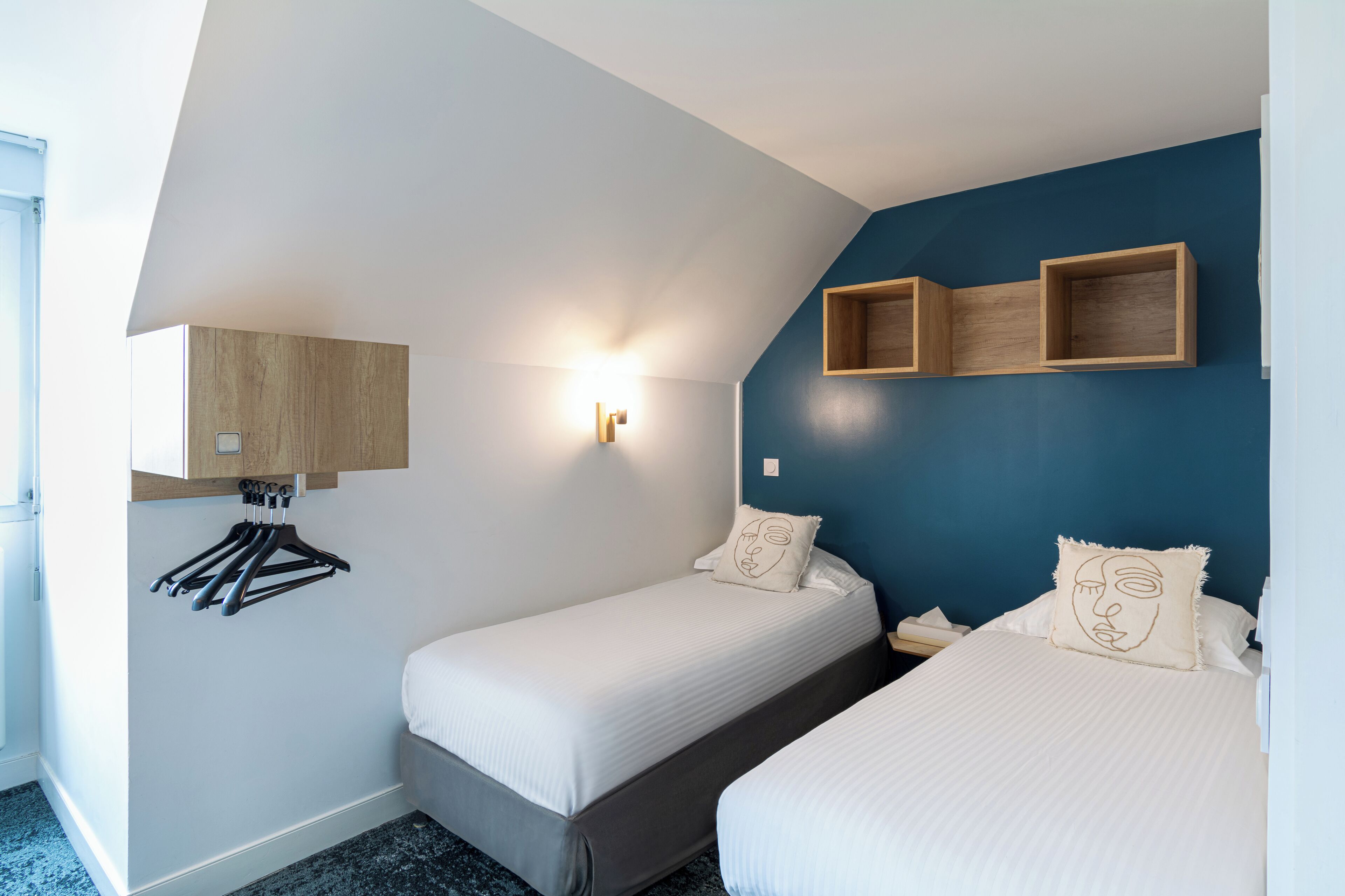 luxury room | 1 bedroom, individually decorated, desk, laptop workspace