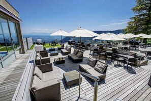 Terrace/patio - Grand Hôtel des Rasses & Wellness (Bullet)