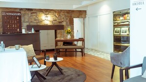 Reception - Hotel des Voyageurs (Saint-Renan)