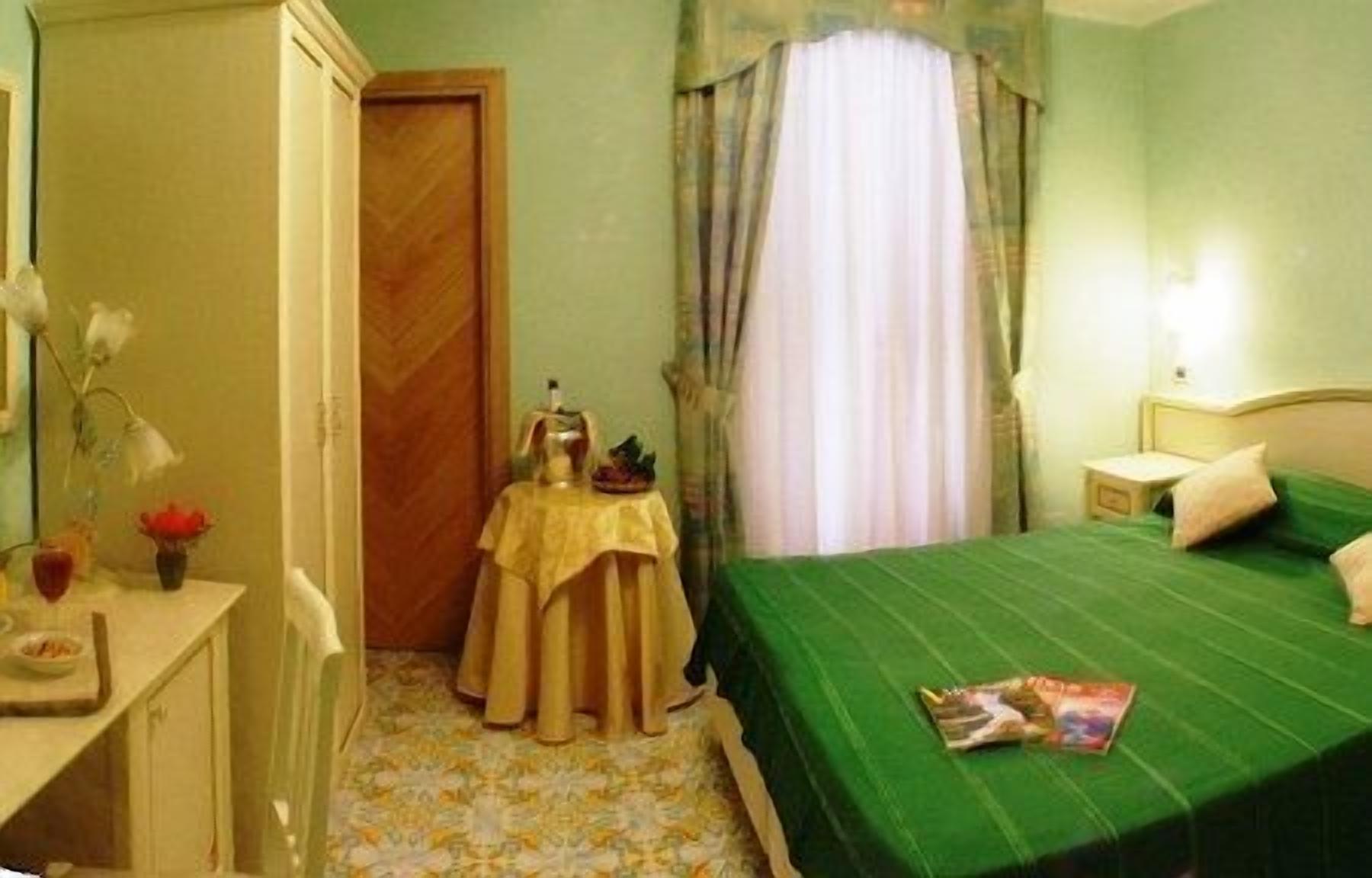 Photo - Hotel Villa Franca