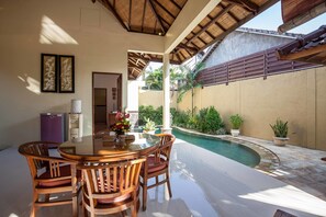 Villa, 2 Bedrooms, Private Pool | Outdoor dining