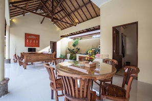 Villa, 3 camere da letto, piscina privata | Pasti in camera