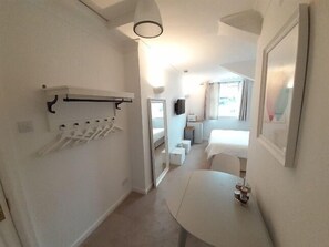 Chambre Double ou avec lits jumeaux, salle de bains attenante