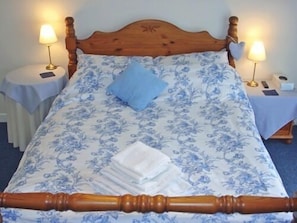 Double or Twin En-suite