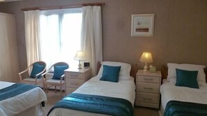 Family Room, Ensuite - The Beeches Guest House (King's Lynn)