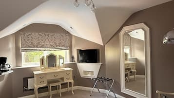 Standard Double Room | Egyptian cotton sheets, premium bedding, memory foam beds, in-room safe
