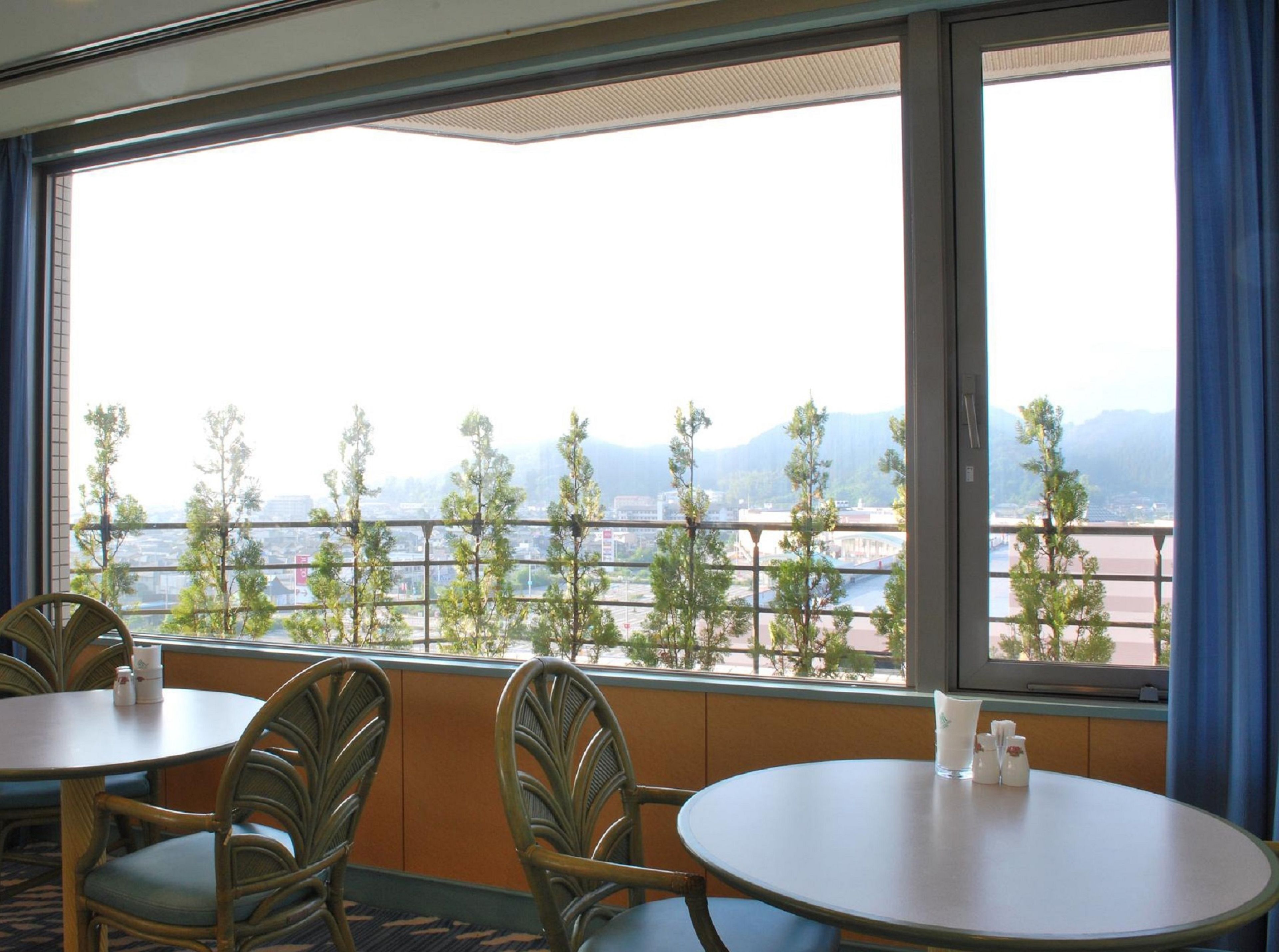 Tägliches Frühstücksbuffet (1815 JPY pro Person)