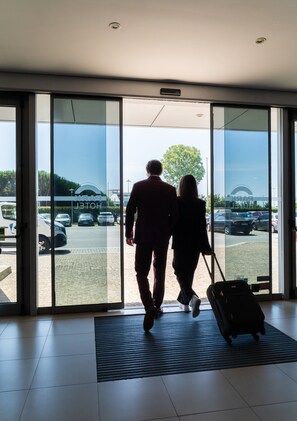 Hallway - Park Hotel Porto Aeroporto (Maia)