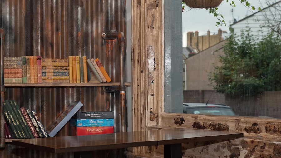 ブック ア ベッド ホステルズ