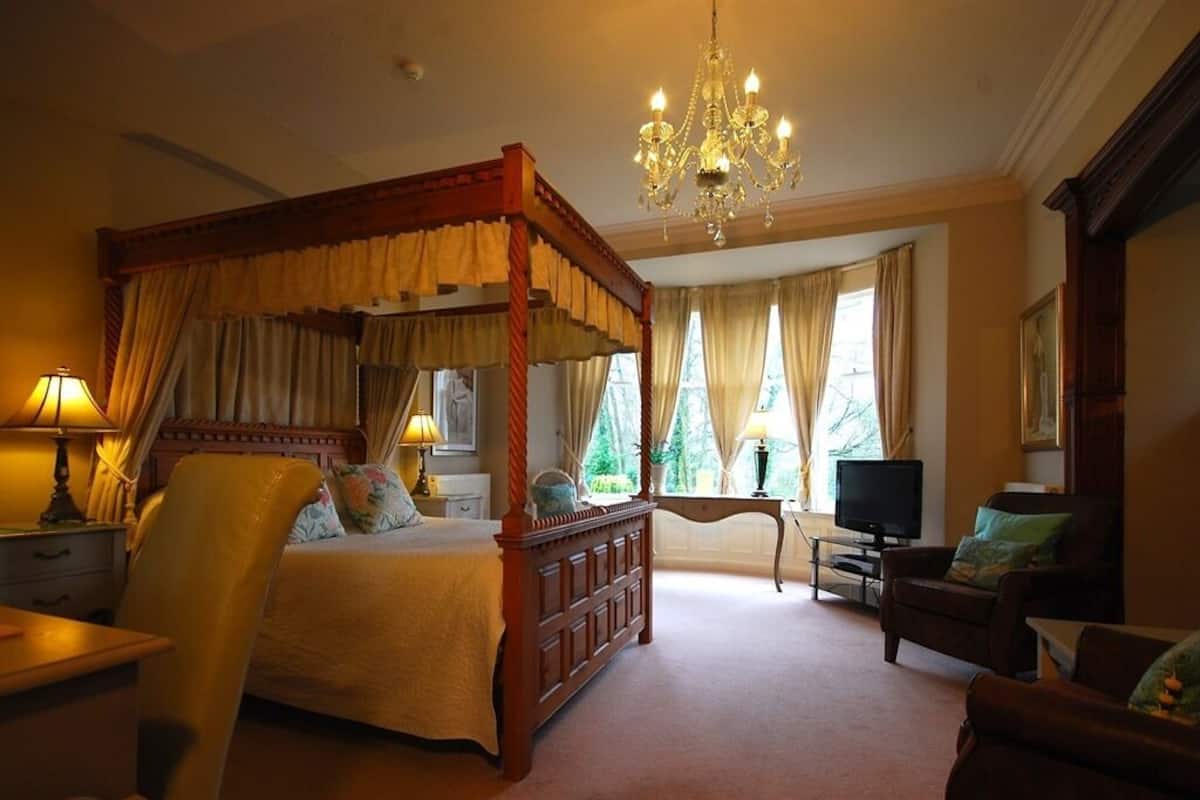 Chambre Double Supérieure, salle de bains attenante