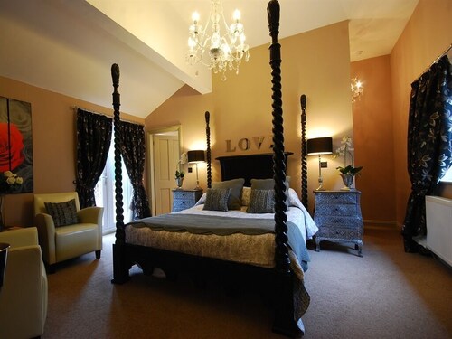 Hilton House