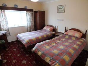 Free WiFi, bed sheets