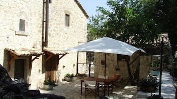 Condo superluxo (Falco Pellegrino-ground floor ) | Terraço/pátio