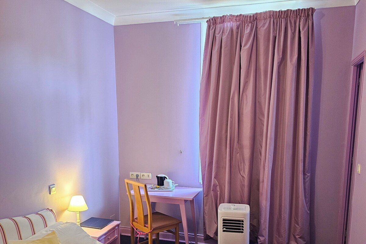 Premier Room | Premium bedding, in-room safe, desk, soundproofing