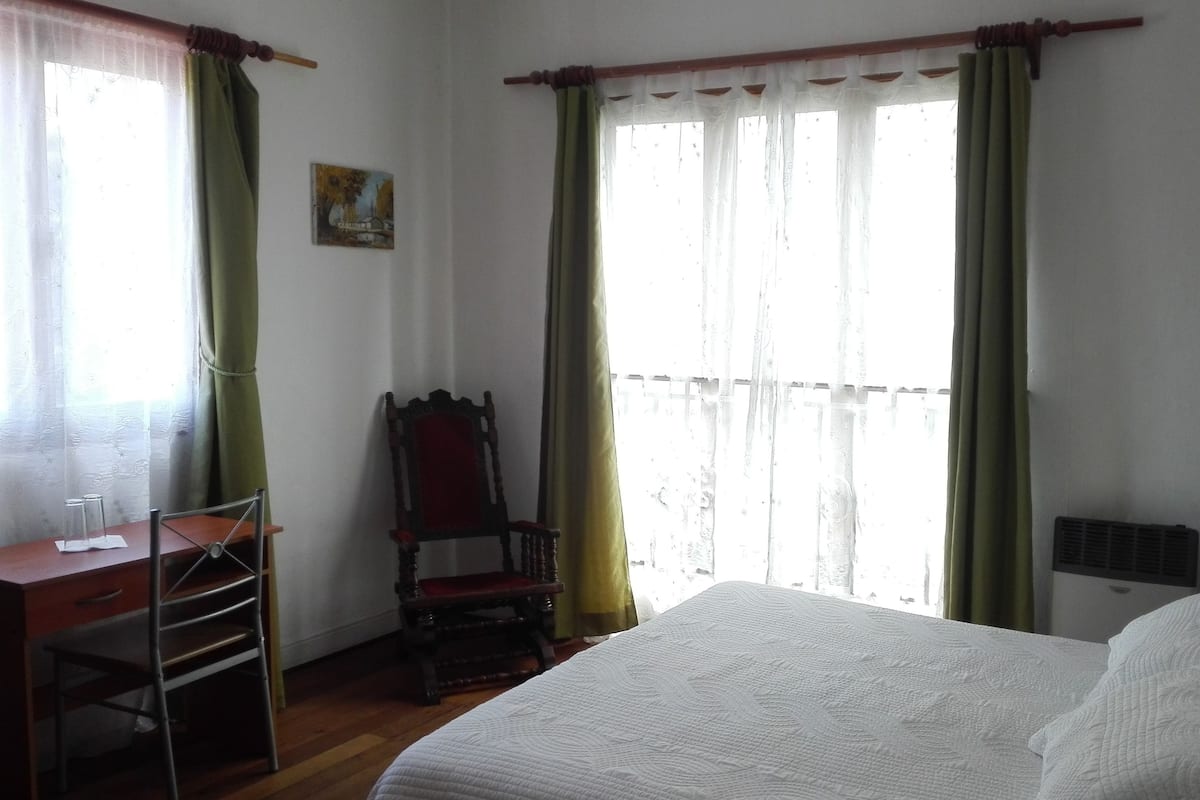 Chambre Double Standard, 1 lit double | Vue de la chambre