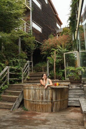 Sauna, hot tub, body treatments, aromatherapy, body scrubs, facials - Parque Quilquico (Castro)