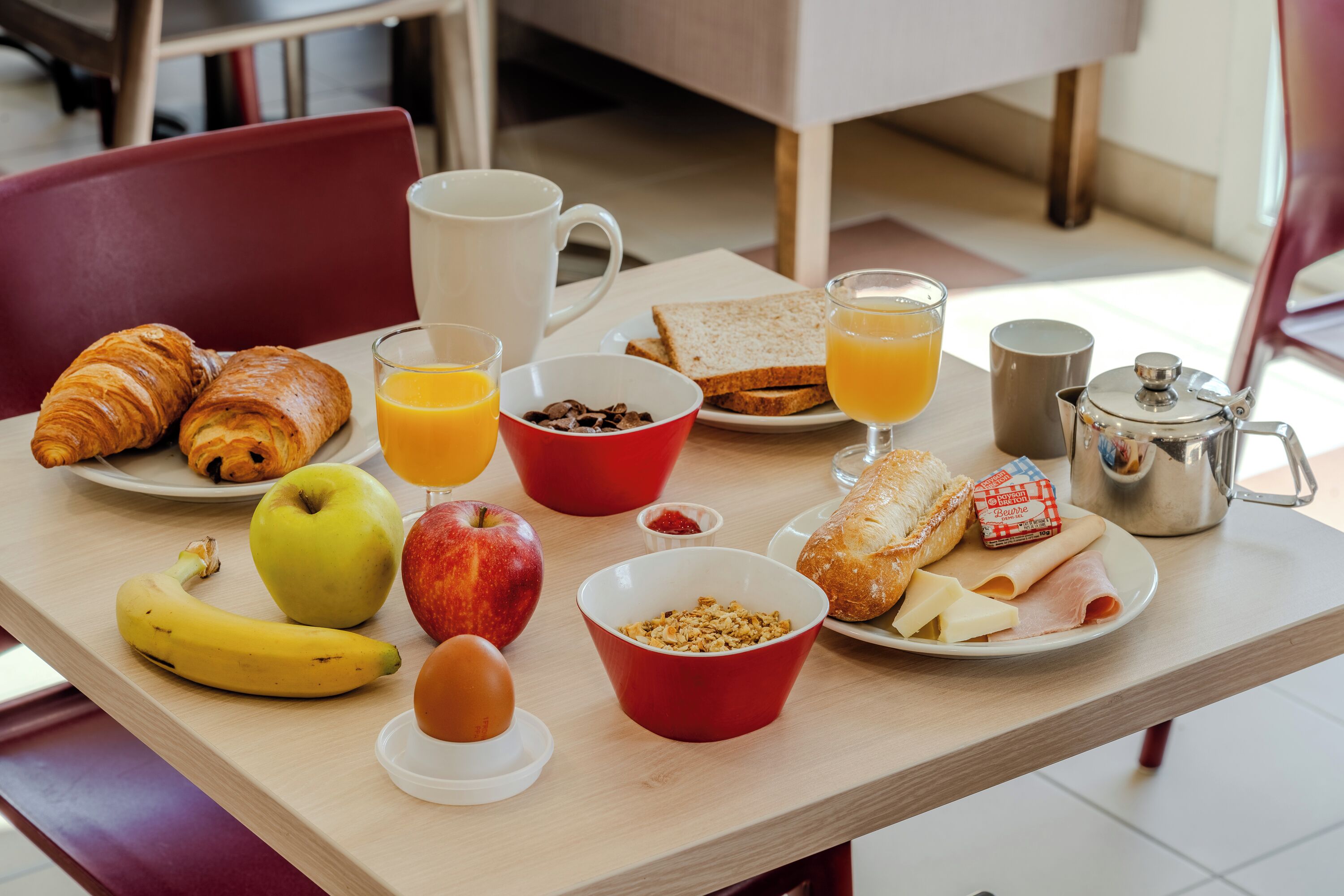daily buffet breakfast (eur 8.9 per person)