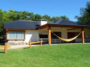 Bungalow, 2 Schlafzimmer, barrierefrei, 2 Bäder | 1 Schlafzimmer, Pillowtop-Betten, Zimmersafe, kostenloses WLAN