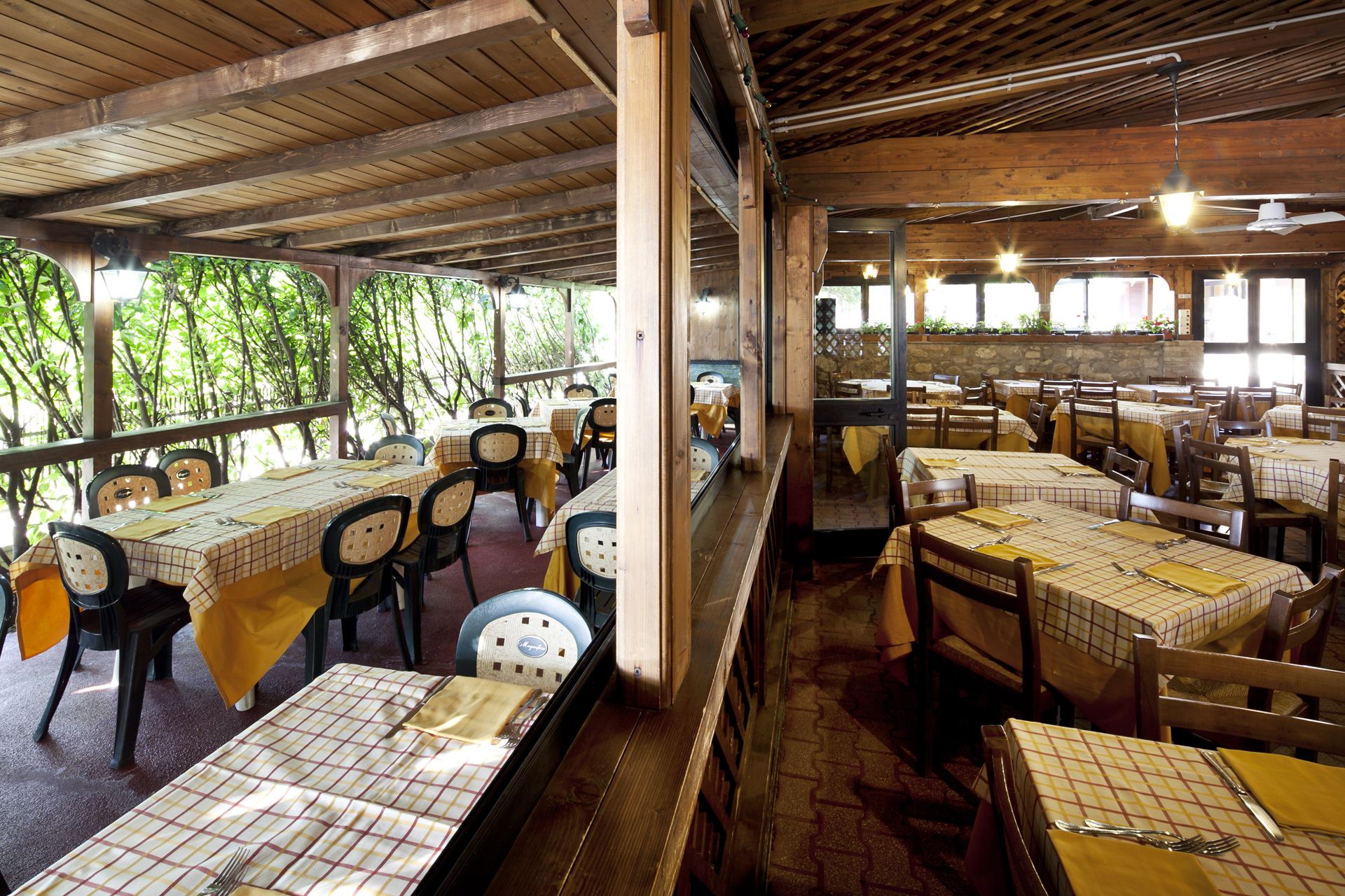 breakfast, lunch, dinner served; italian cuisine