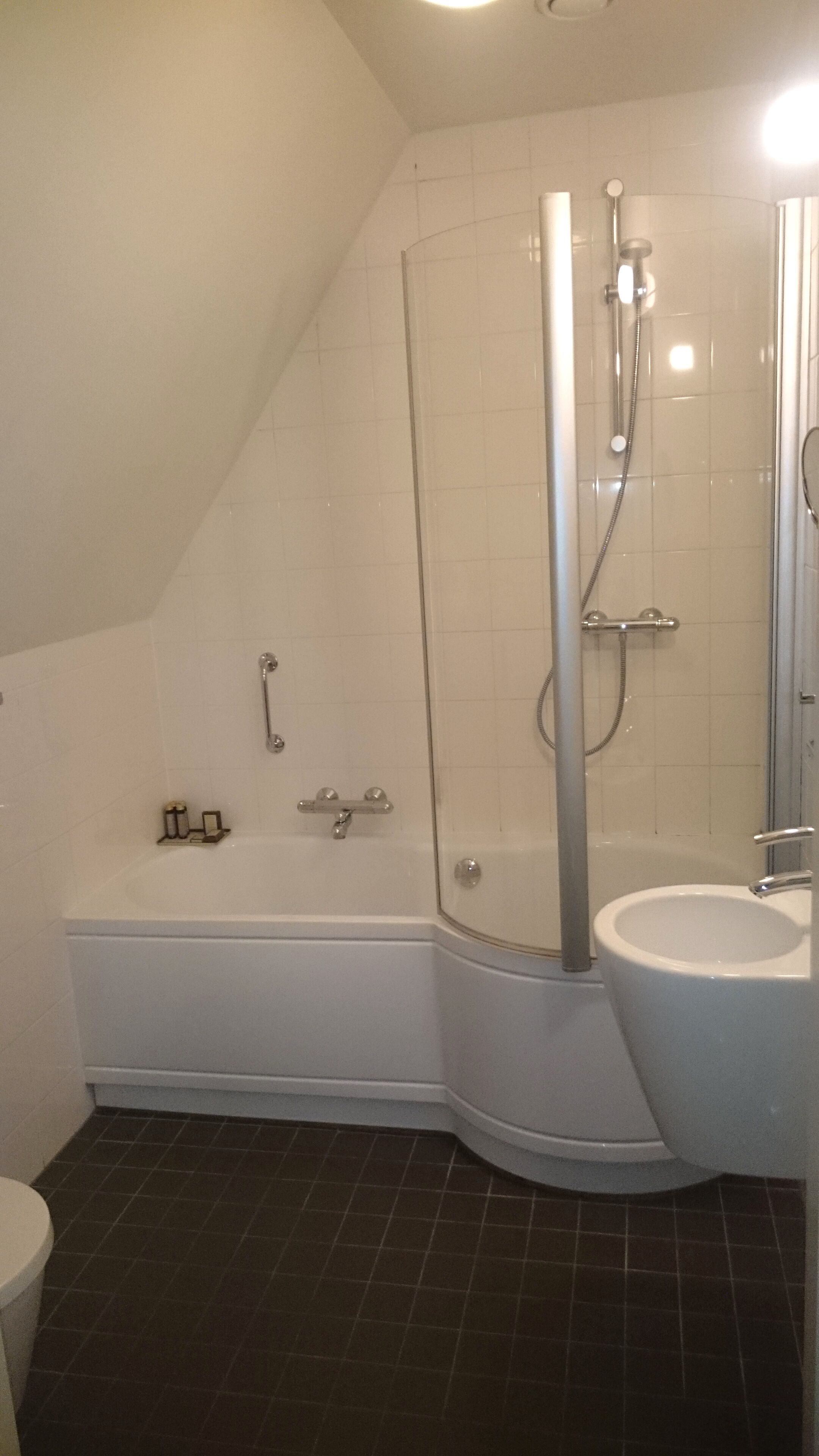 superior quadruple room | bathroom | free toiletries, hair dryer, towels