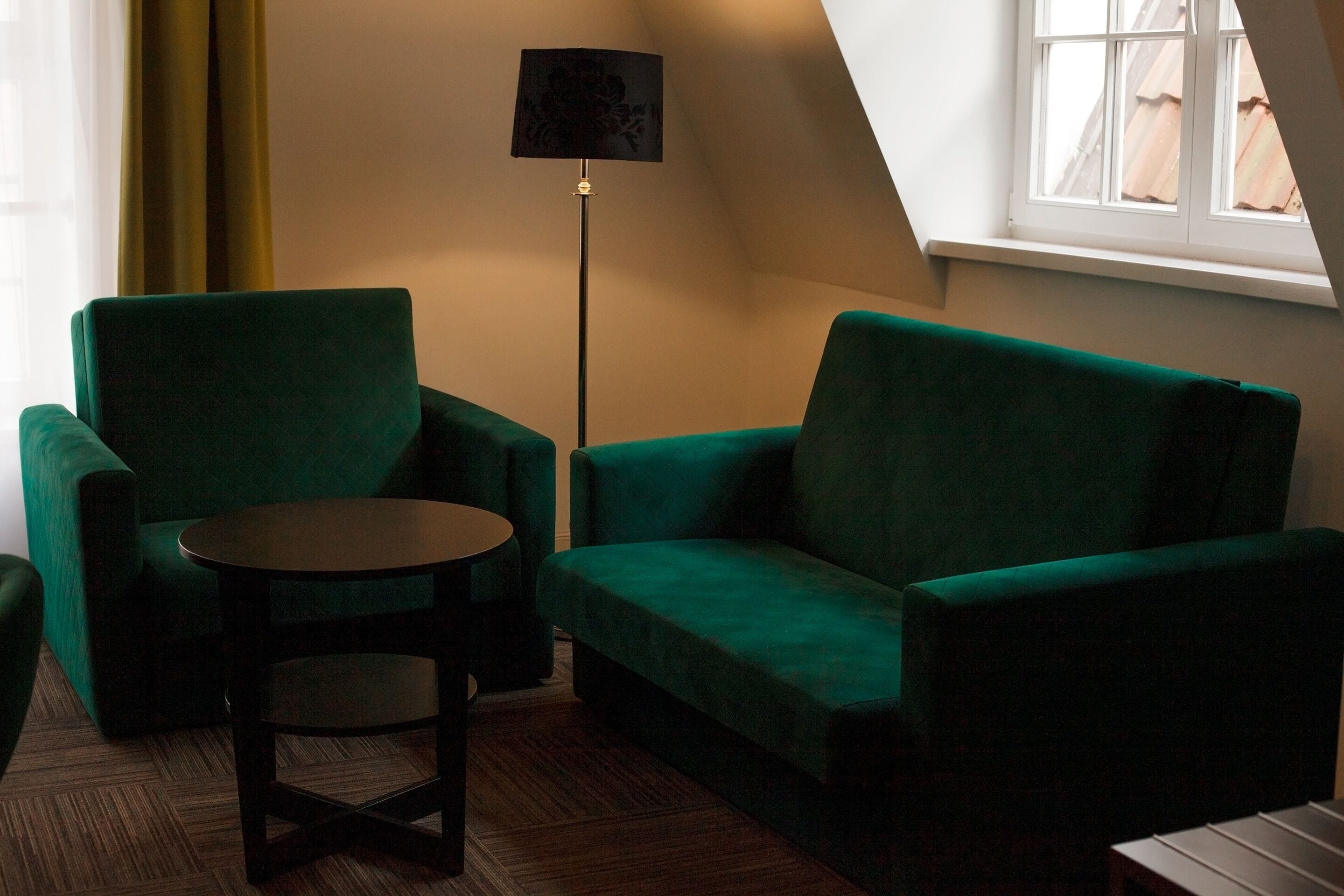 deluxe quadruple room, non smoking, city view | living room | 37-inch lcd tv with satellite channels, tv