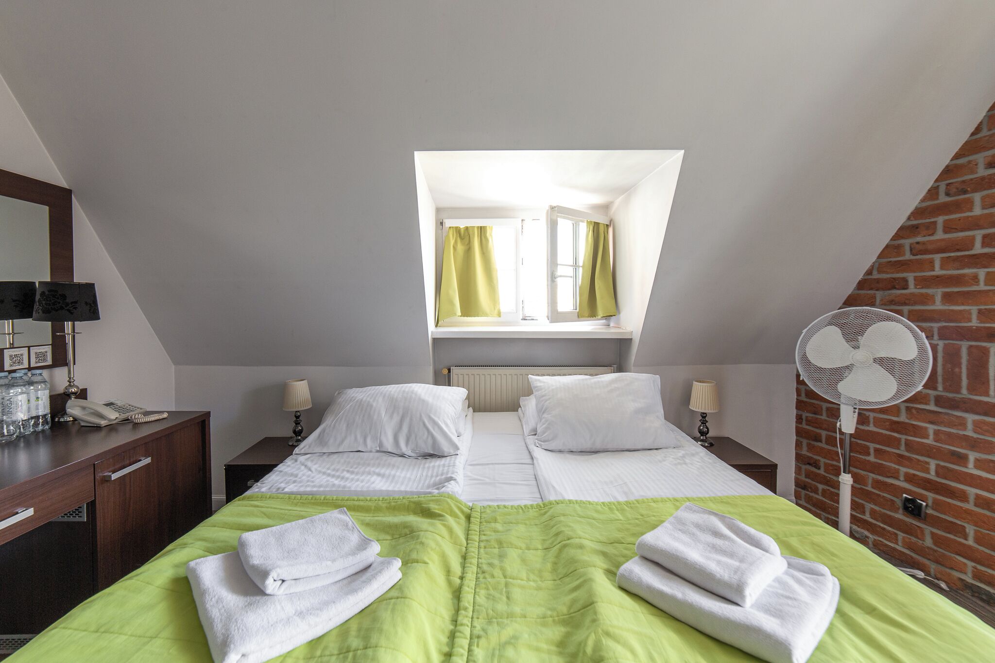 Standard Double Room | In-room safe, desk, laptop workspace, blackout drapes