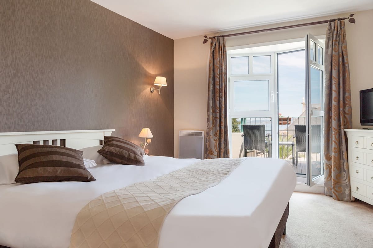 Double Room, Sea View | Blackout drapes, cribs (surcharge), rollaway beds (surcharge)