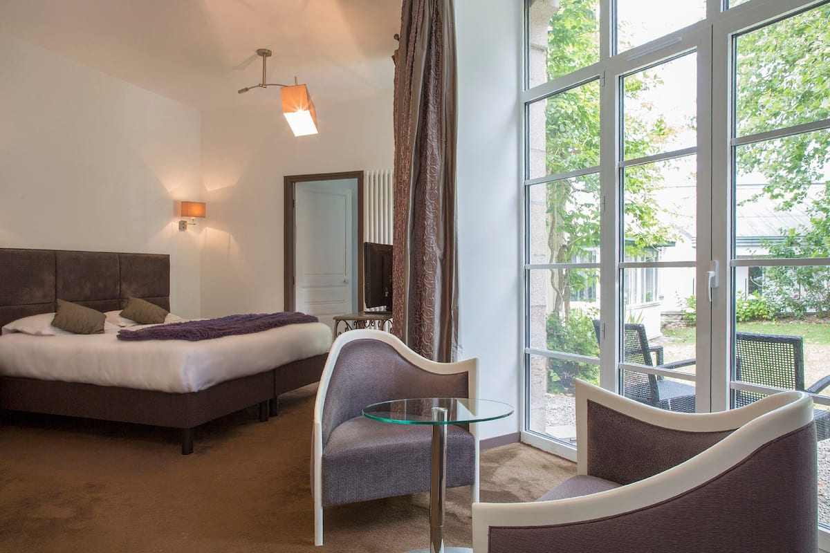 superior double room | blackout curtains, cots/infant beds, rollaway beds, bed sheets