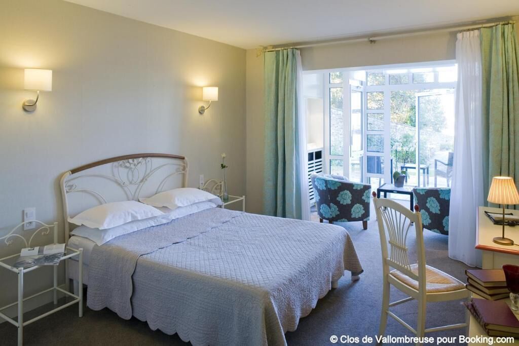 blackout curtains, cots/infant beds, rollaway beds, bed sheets