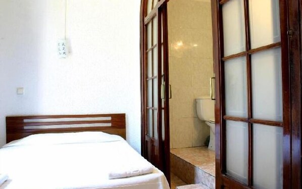 Caja de seguridad en la habitación y decoración personalizada