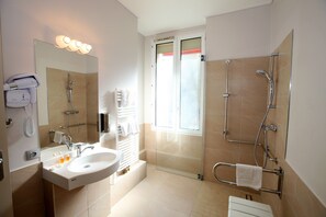Bathroom - Hôtel Sunny (Paris)