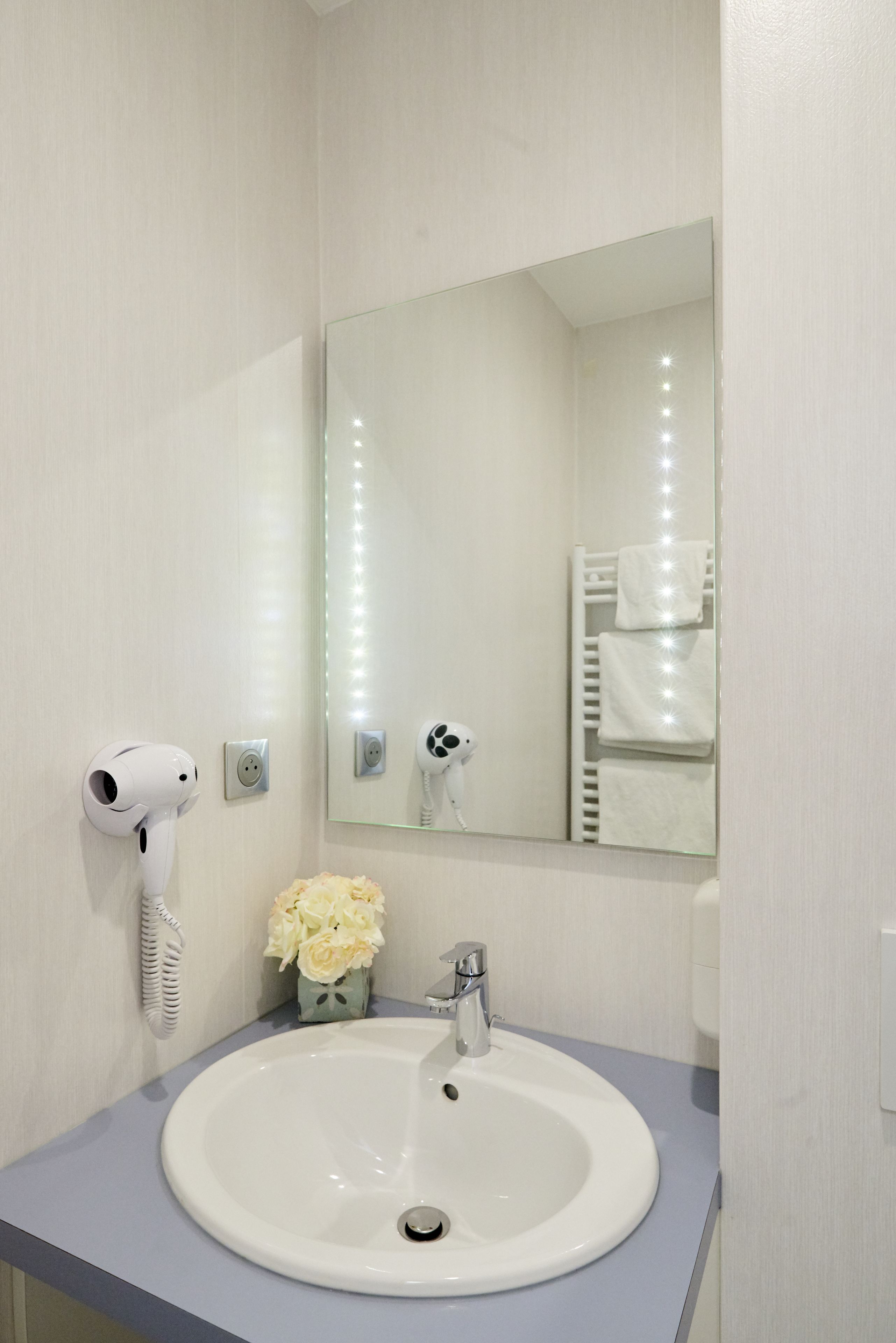 Photo - Hotel Le Petit Duquesne