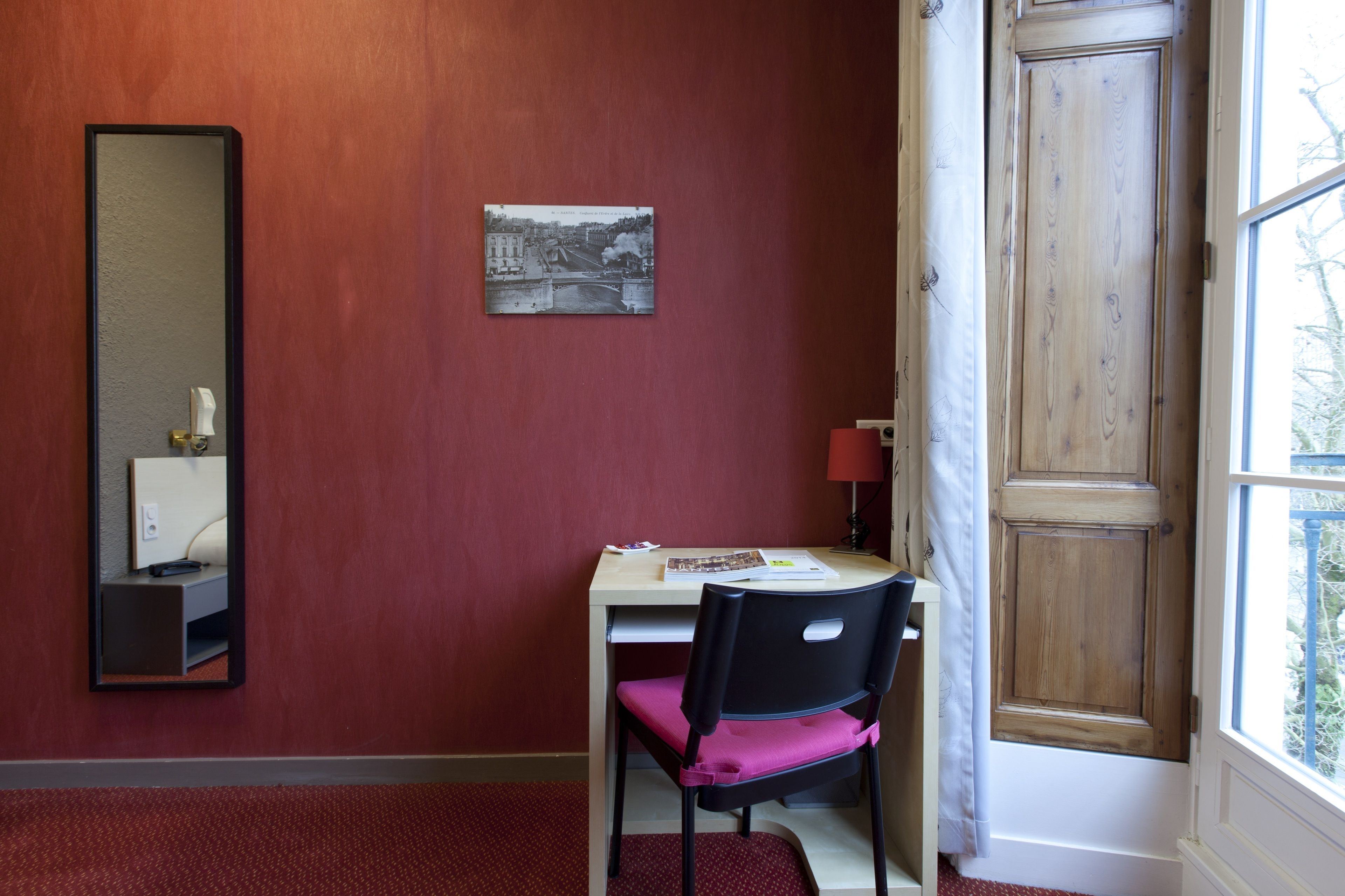 Foto - Hôtel Le Petit Duquesne