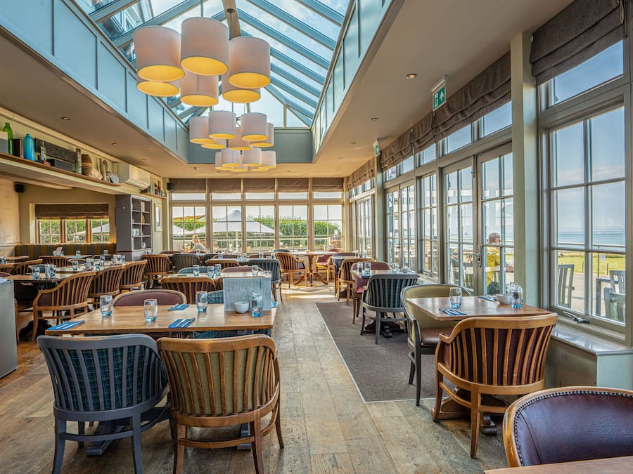 Breakfast, lunch, dinner served; local cuisine