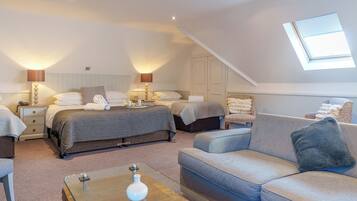 Superior Sea View Family of 4 | 1 bedroom, free WiFi