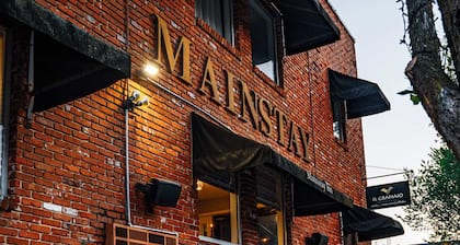 Mainstay Inn