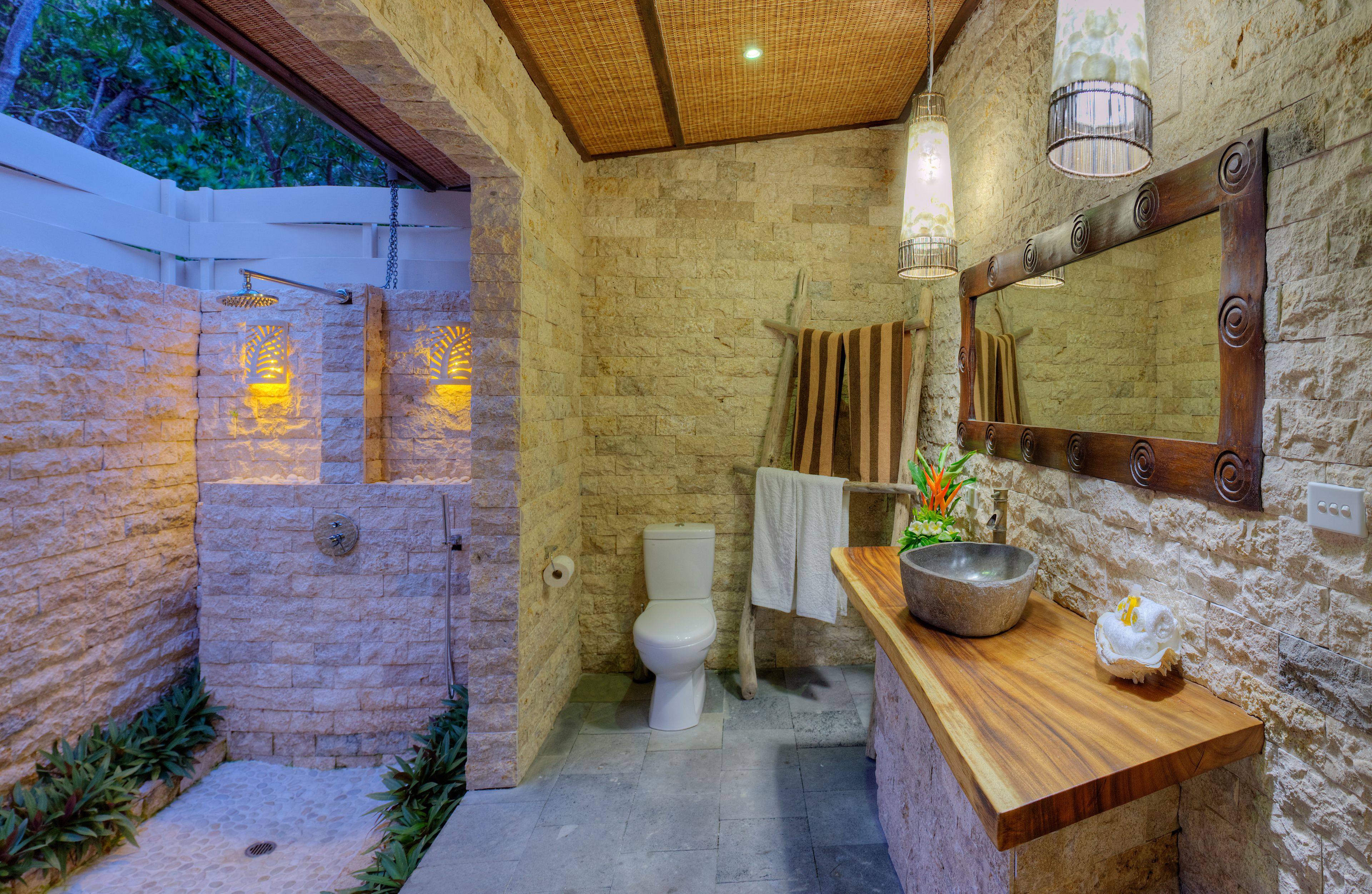 beachfront villa | 1 bedroom, blackout curtains, bed sheets