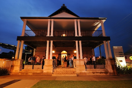 Fachada de la propiedad