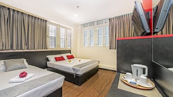 In-room safe, free WiFi, bed sheets