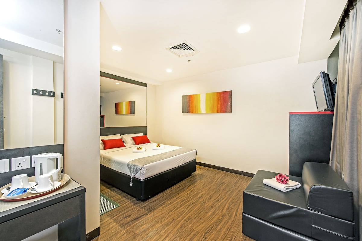 Superior-Zimmer, 1 Queen-Bett und Schlafsofa | Zimmersafe, kostenloses WLAN, Bettwäsche