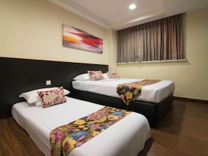Kamar Superior, 1 Tempat Tidur Queen dengan tempat tidur Sofa | Brankas, Wi-Fi gratis, dan seprai linen