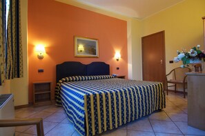 Double or Twin Room | Minibar, desk, soundproofing, free WiFi - Hotel Il Granaio (Porto Mantovano)